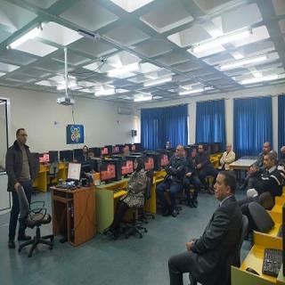 ورشة عمل في جامعة عمان الأهلية حول برمجة الروبوت  