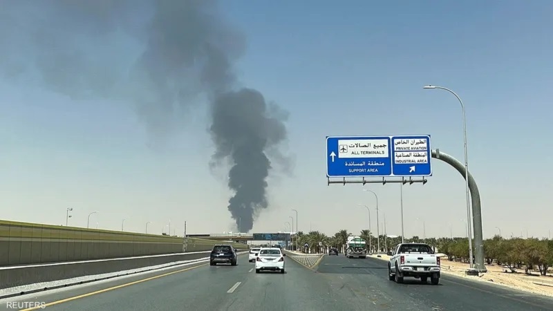الصفدي يعود الأردنيتين المصابتين في هجوم الحوثيين على مطار الملك خالد الدولي