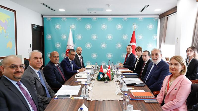الأردن وتركيا تعقدان الجولة الثانية من المشاورات السياسية في أنقرة