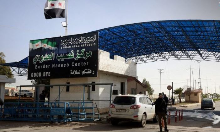 شريان الحياة يعود للنبض ..  استئناف حركة المسافرين والشحن عبر معبر نصيب الحدودي