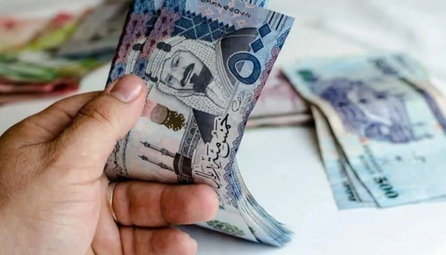 زيادة رواتب الموظفين والمتقاعدين في السعودية بالتزامن مع تعديل تعريفتي الكهرباء والمياه