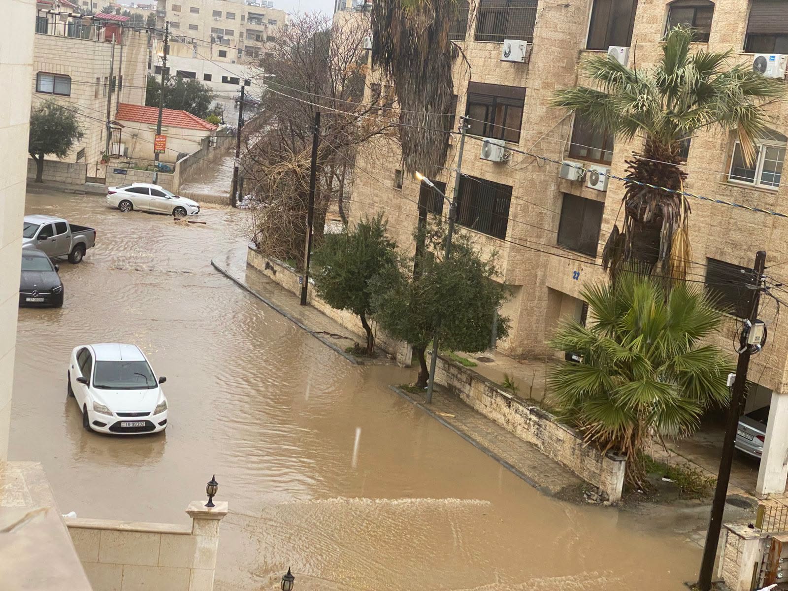 الثلاثاء ..  أمطار غزيرة ورعدية وتحذيرات من السيول