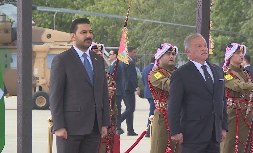 الملك يستقبل رئيس الوزراء العراقي علي الزيدي