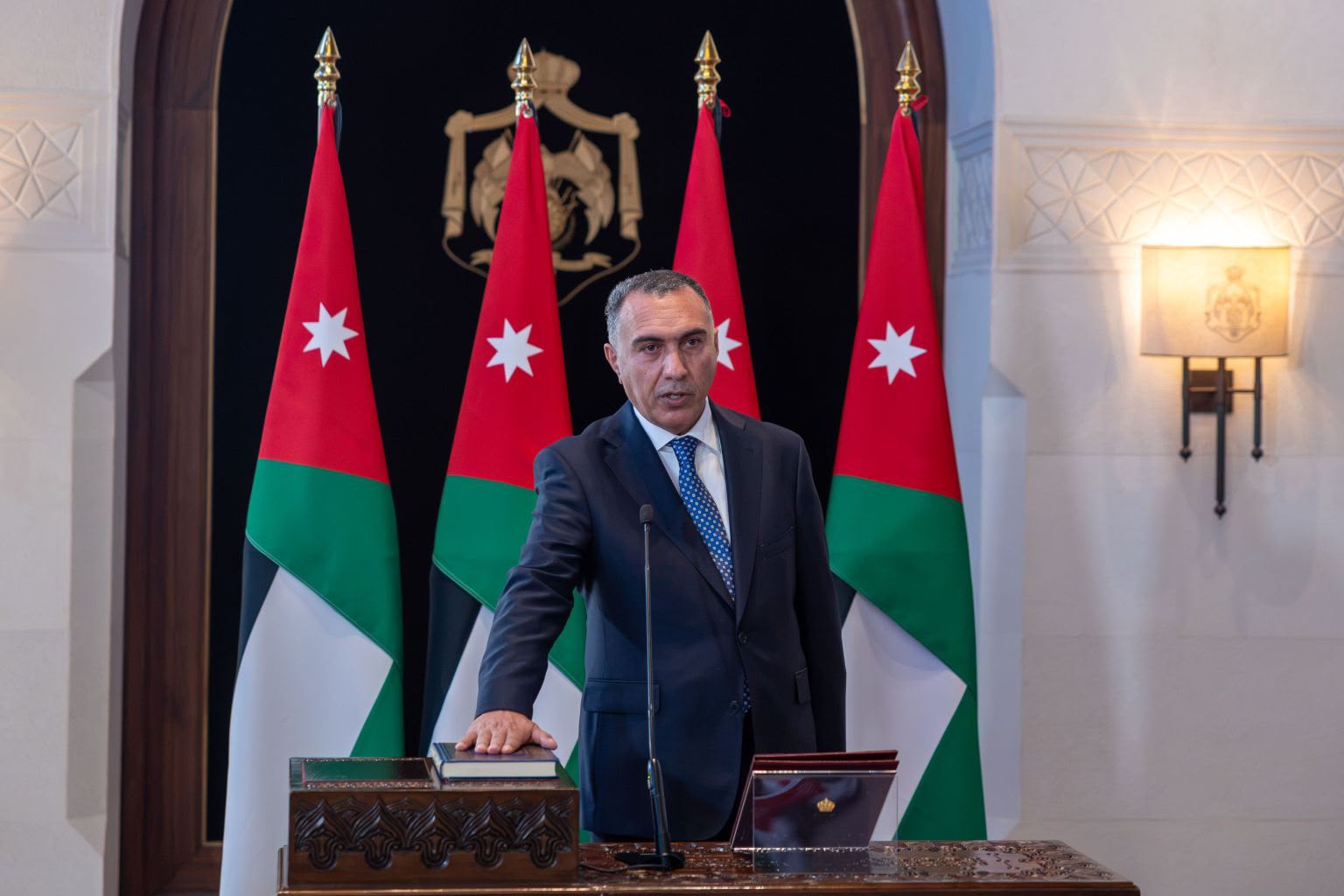 الفاعوري يؤدي اليمين القانونية أمام جلالة الملك