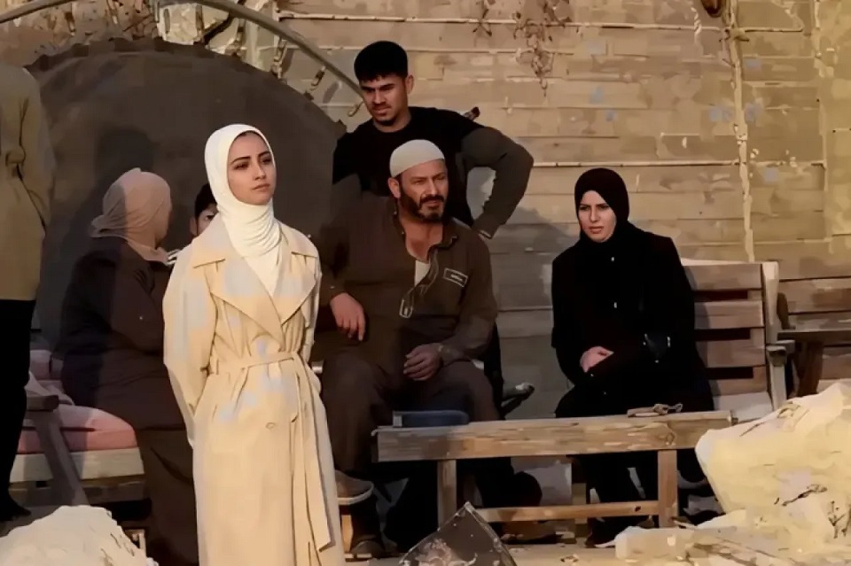 عائلة فلسطينية تجسد مأساة العقاب الجماعي بالخليل