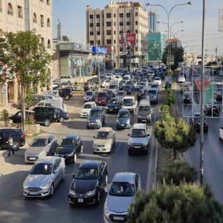 حركة مرورية نشطة في العاصمة عمّان 