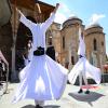 عرض الدراويش في اسطنبول في ذكرى 750 عاماً على وفاة جلال الدين الرومي