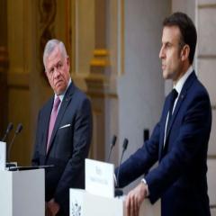 الملك والرئيس الفرنسي يبحثان هاتفيا التطورات الراهنة