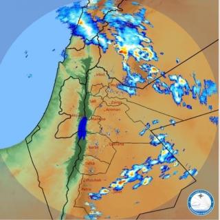 أمطار غزيرة وتحذير من ارتفاع منسوب المياه في بعض المناطق بالأردن 