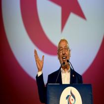 قاضٍ تونسي يحيل راشد الغنوشي إلى التحقيق بتهمة تبييض أموال