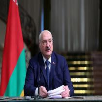رئيس بيلاروسيا يحذر من خطر اندلاع حرب نووية